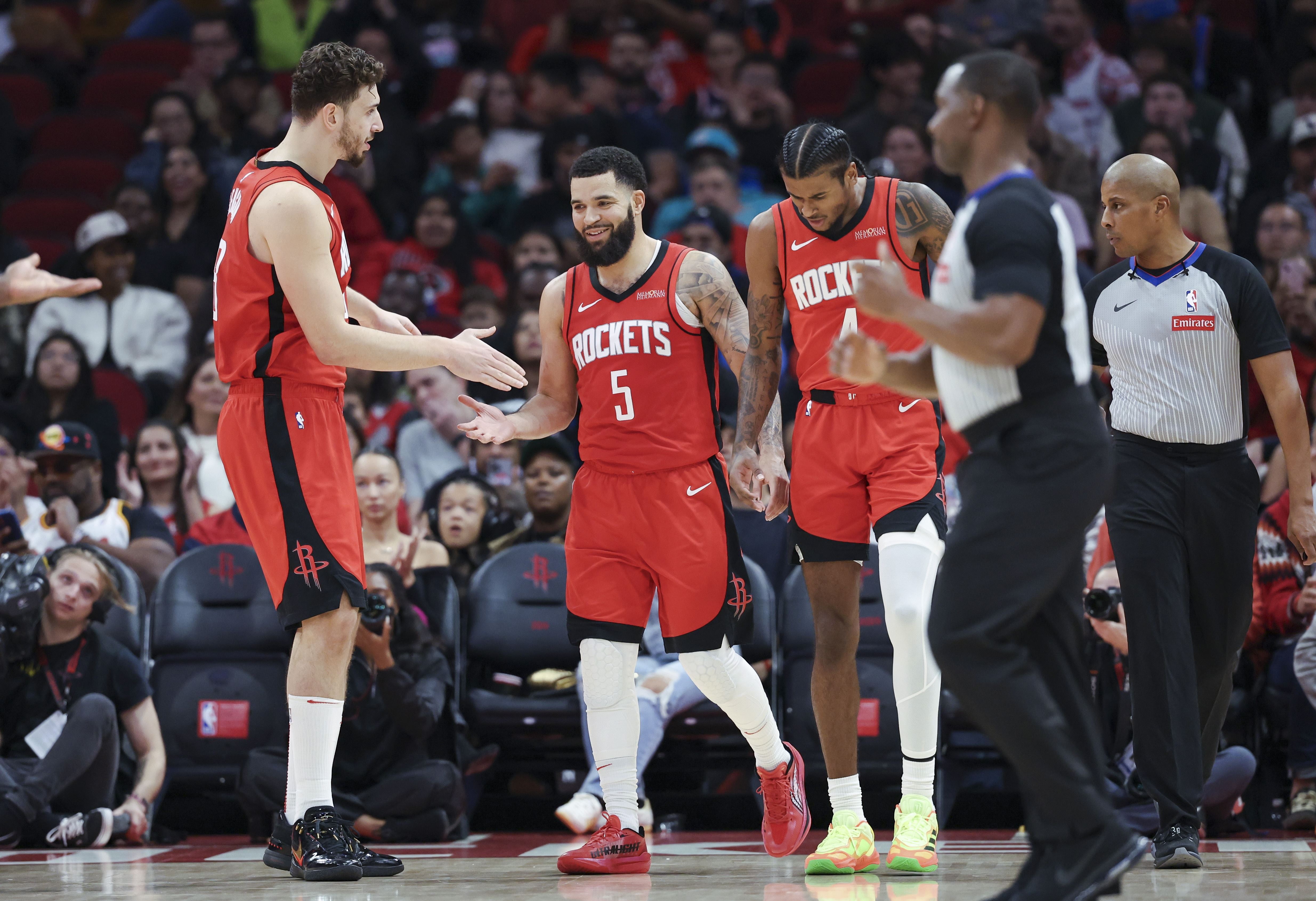 范弗里特:我入队时就想给杰伦-格林灌输正确理念 改掉坏习惯