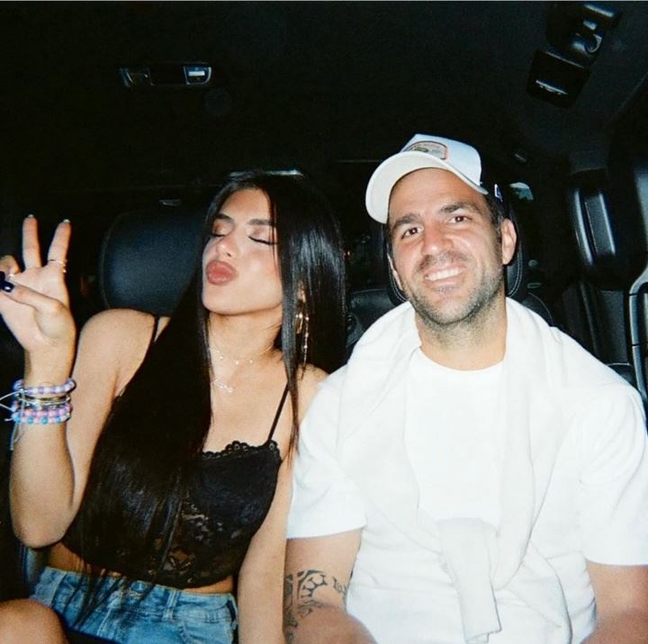 仅差12岁❗38岁小法祝继女26岁生日快乐：完美诠释了榜样女儿