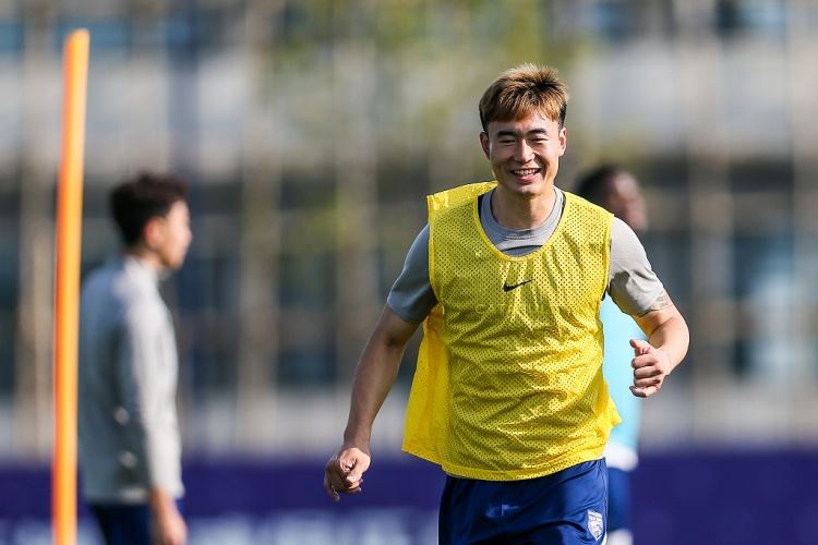 苗原：铜梁龙曾对邓涵文有想法，今天还是云南玉昆更接近