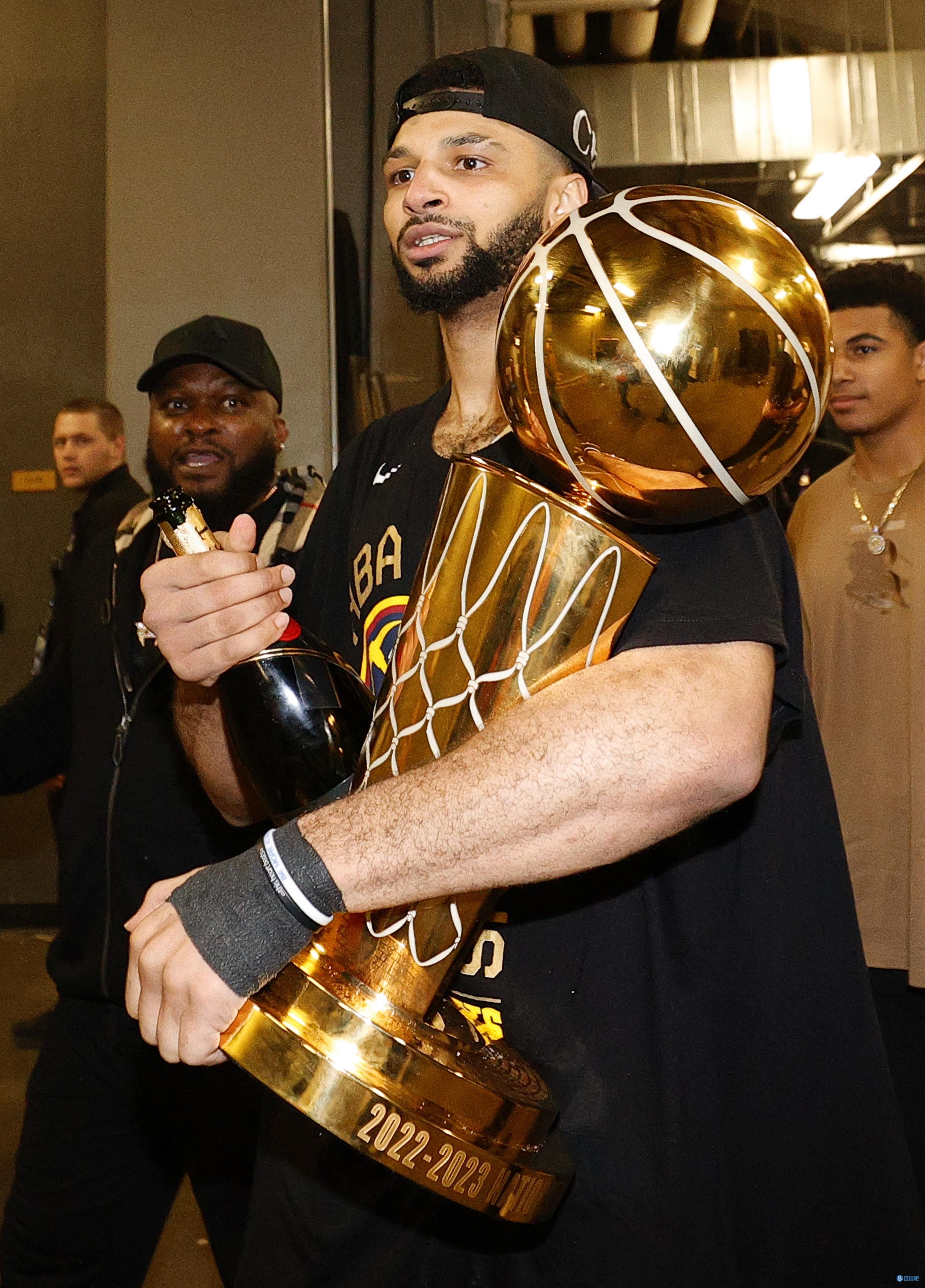 皮尔斯：虽有库里&莫兰特&欧文 但穆雷才是当今联盟最佳控卫