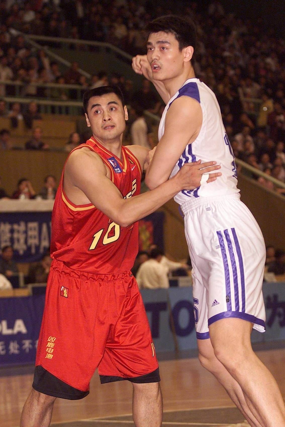 25年前的今天：姚明成为史上首位单场38分&命中率100%球员