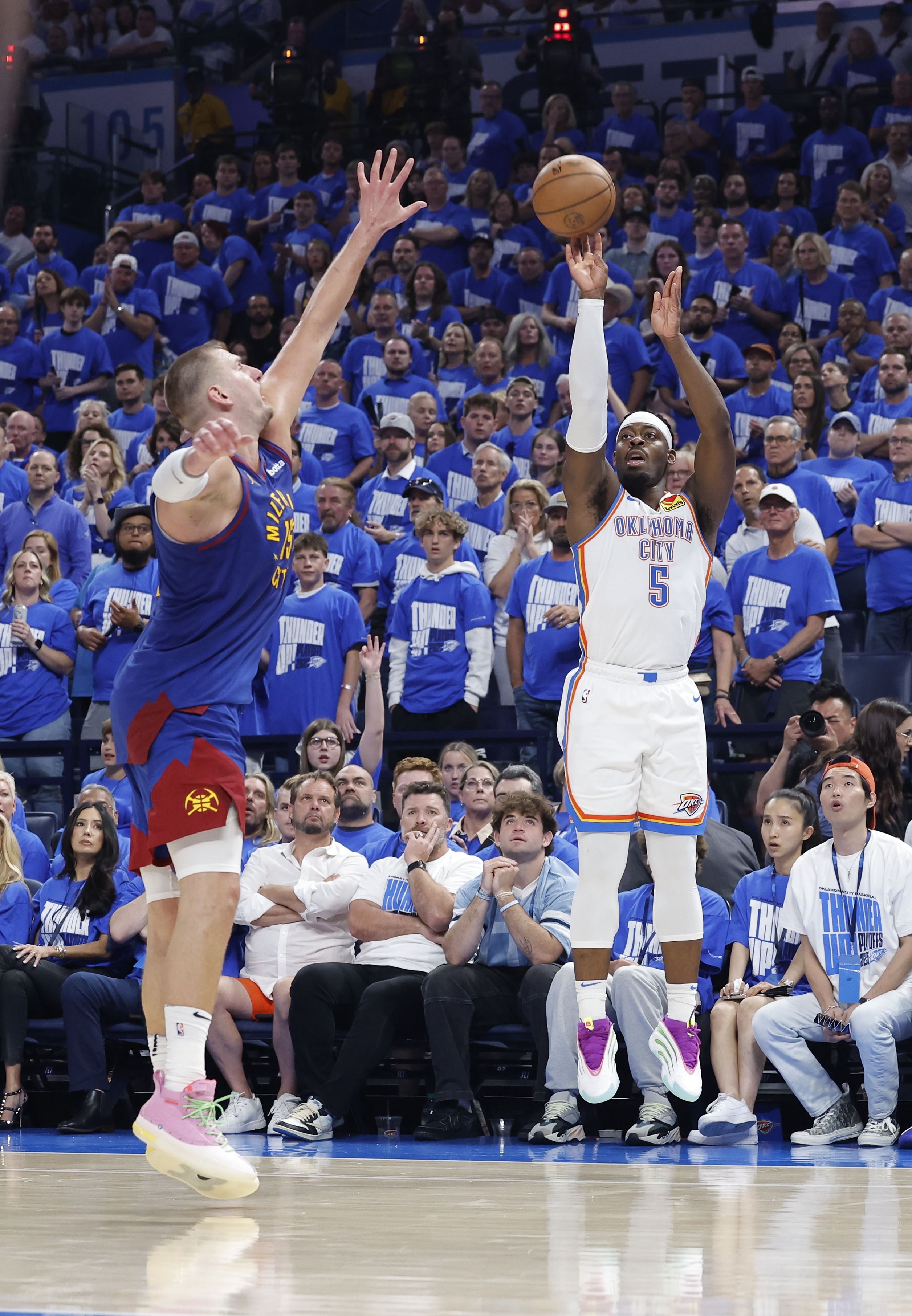 帕森斯：今年谁冲出西部谁夺冠 掘火雷刺湖都比东部任何队都更强