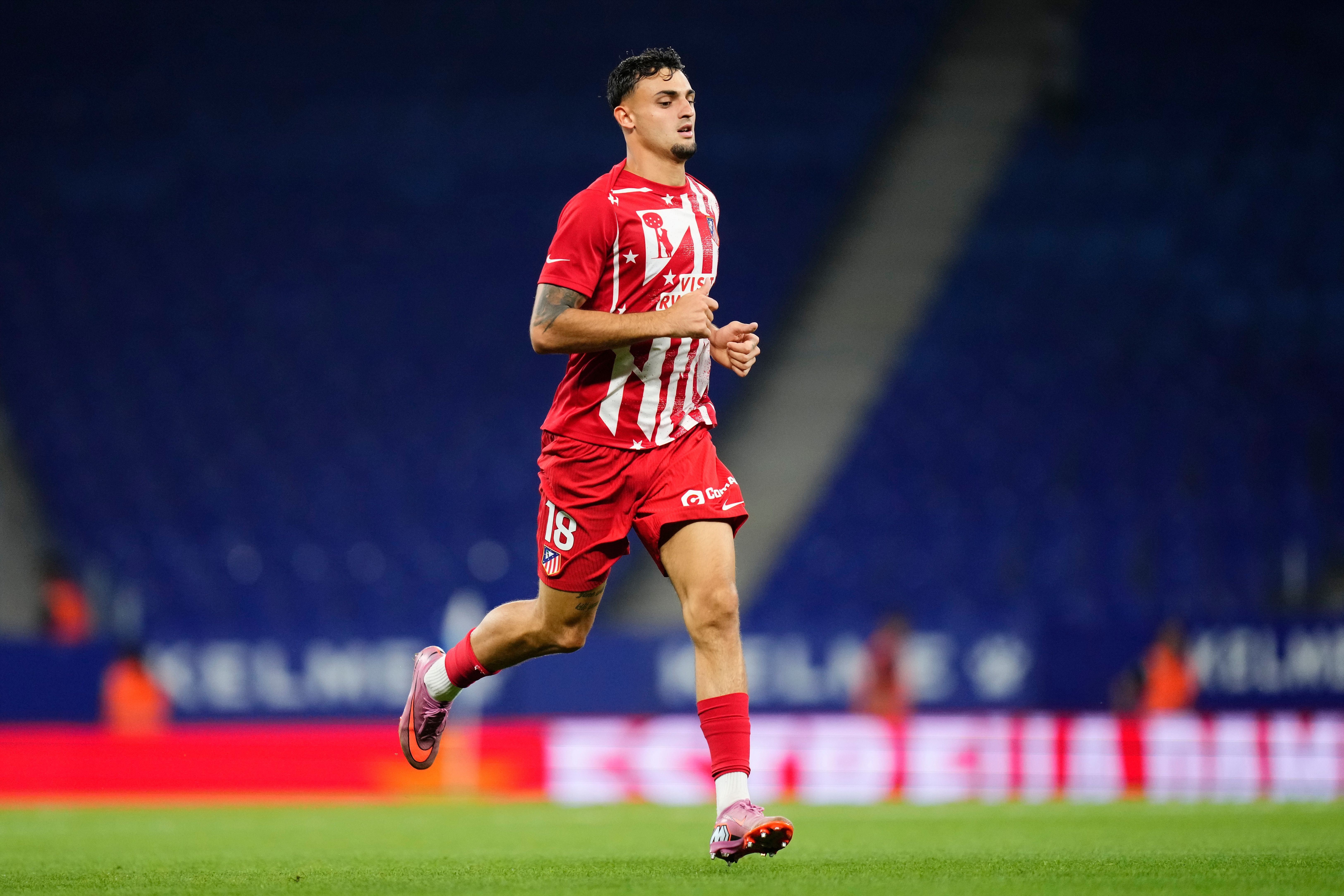 世体：普比尔在赛季初被边缘化后，现在已经基本坐稳了首发位置