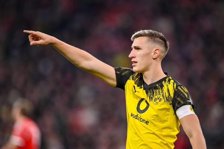 多特气氛紧张！图片报：施洛特贝克赛后批评球队表现，吉拉西不满