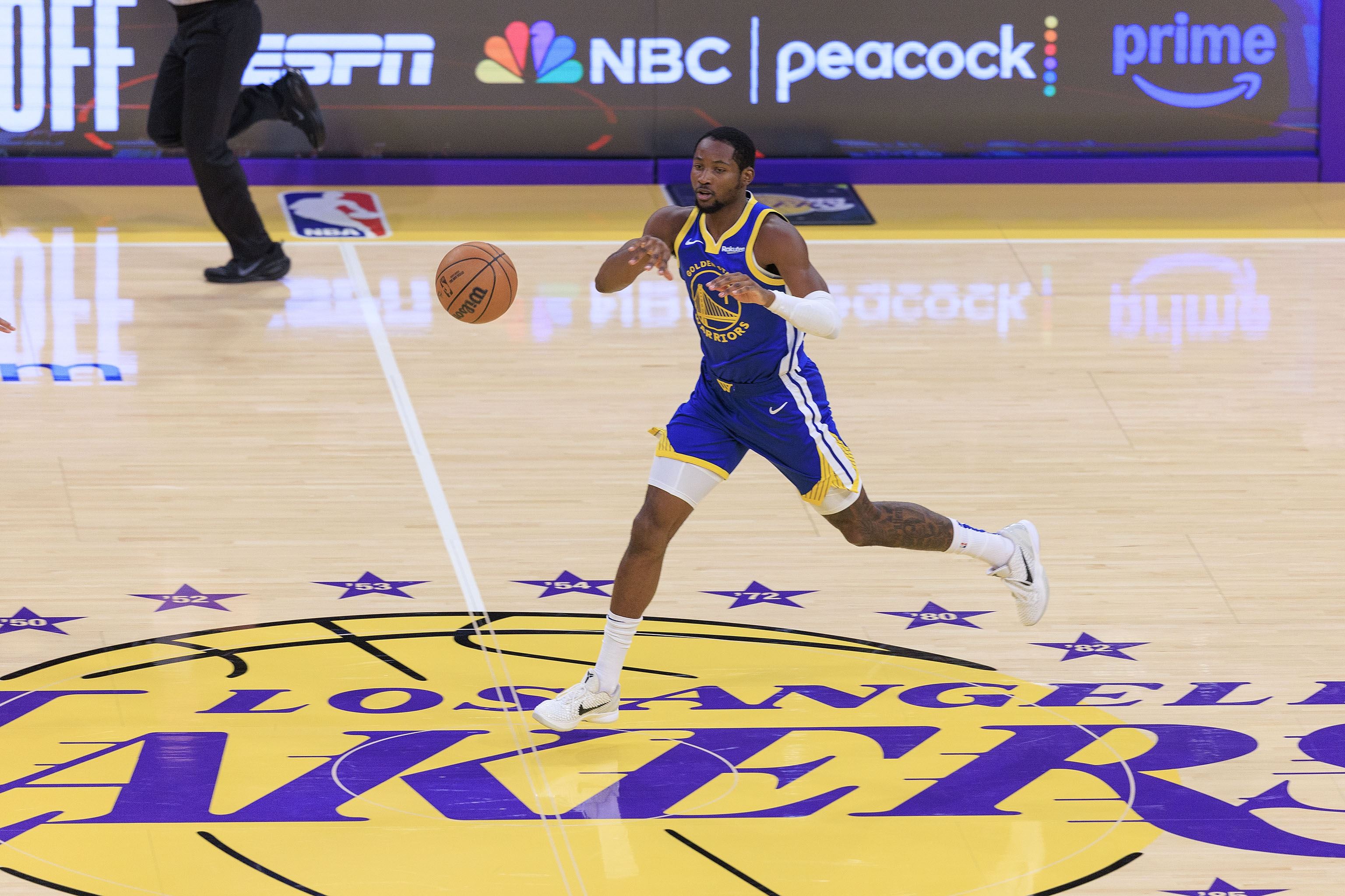 耽误事！首个交易窗口开启 但由于库明加闹剧 勇士的筹码还没解冻