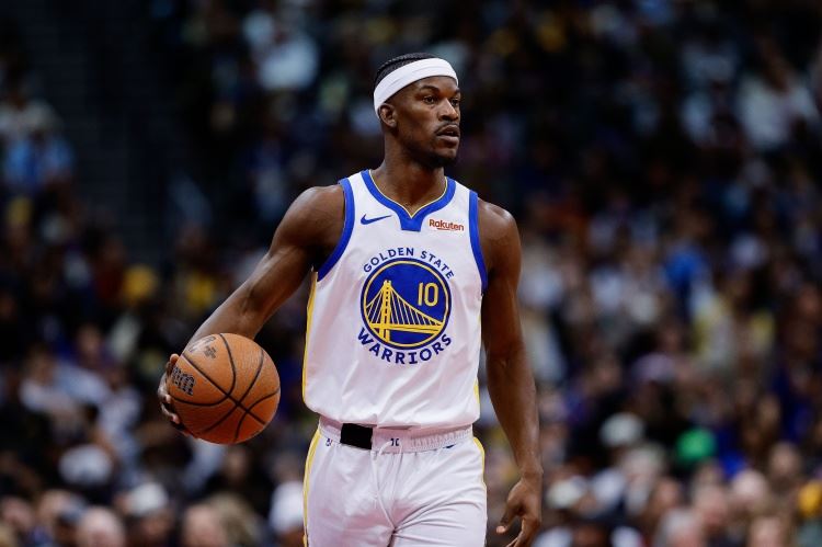 效率不行！巴特勒11投仅3中拿到16分7板3断 罚球11中10