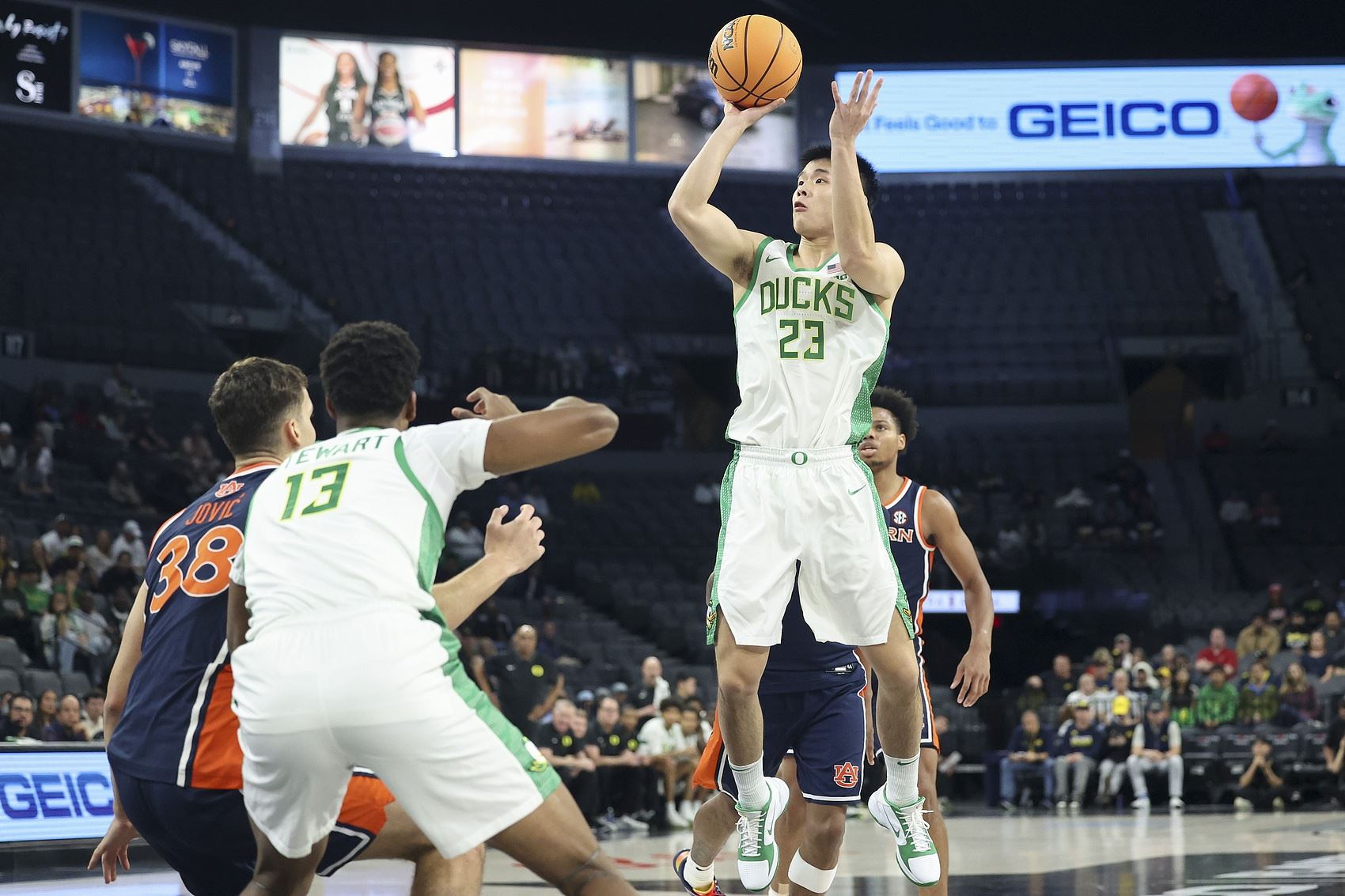 媒体人：俄勒冈主帅的批评有失偏颇 CBA工兵多的是&林葳很稀缺