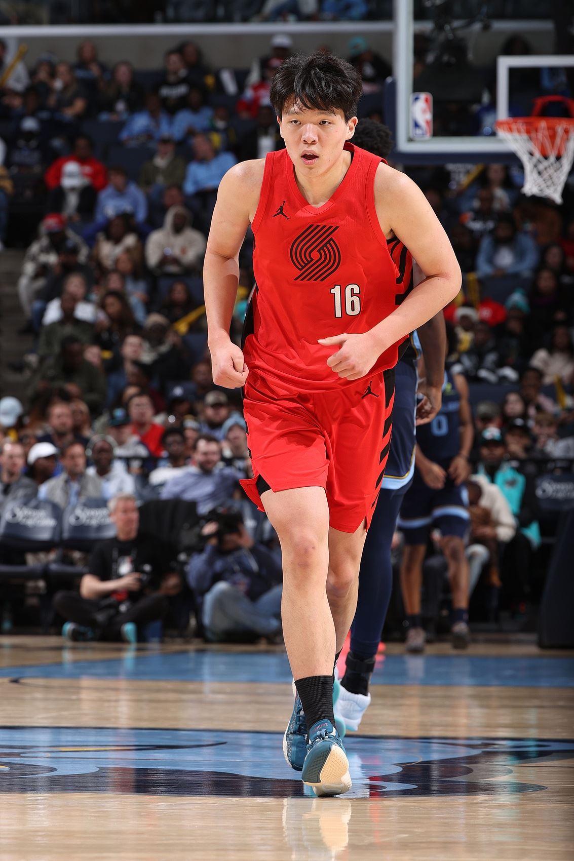 三大中锋！明日开拓者对阵勇士 杨瀚森&克林根&罗威均出战成疑