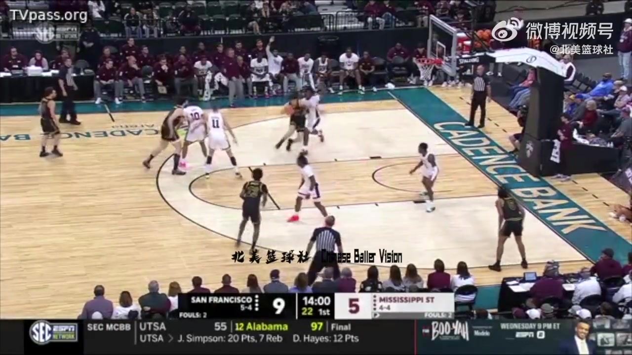 NCAA常规赛-邓雨婷6投3中&三分4中1 得到8分5板1助1断